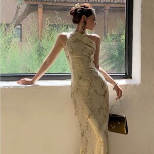 Elegant Cream Halter Dress